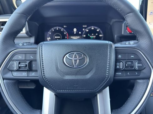 New 2026 Toyota 4Runner TRD Off-Road Premium AWD/4WD image 16