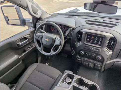 New 2026 Chevrolet Silverado 2500 Custom w/ Custom Convenience Package image 19