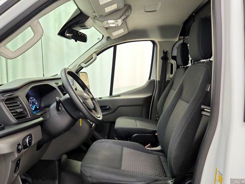 Used 2024 Ford Transit 250 Low Roof w/ Exterior Upgrade Package RWD image 21
