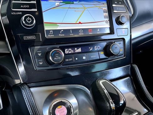 Used 2016 Nissan Maxima SR FWD image 23