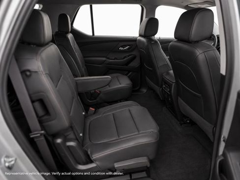 Used 2021 Chevrolet Traverse Premier w/ Redline Edition FWD image 23