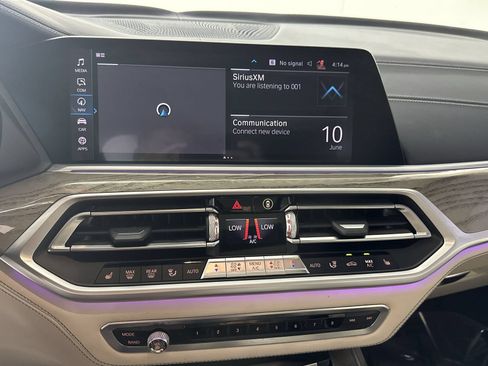Used 2019 BMW X7 xDrive50i w/ Executive Package AWD/4WD image 21