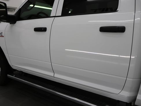 Used 2024 RAM 3500 Tradesman w/ Chrome Appearance Group image 34