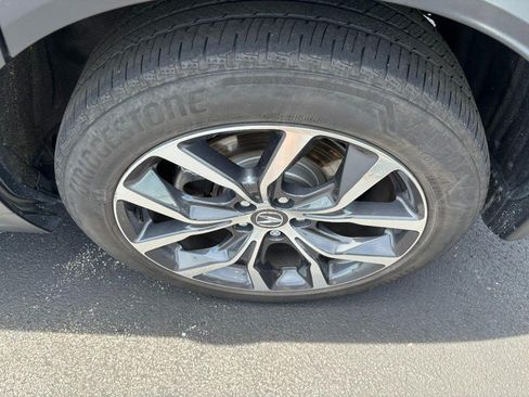 Used 2023 Acura MDX SH-AWD w/ Technology Package image 7