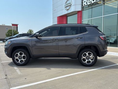 Used 2022 Jeep Compass Trailhawk image 11