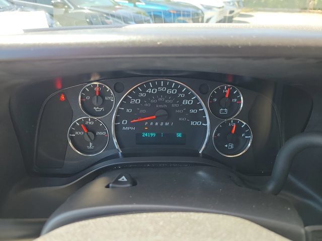 Used 2024 Chevrolet Express 3500 LT w/ LT Preferred Equipment Group RWD image 24