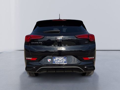 Used 2024 Buick Encore GX Sport Touring image 4