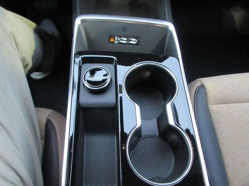 New 2026 Chevrolet Equinox ACTIV w/ Convenience Package III image 28