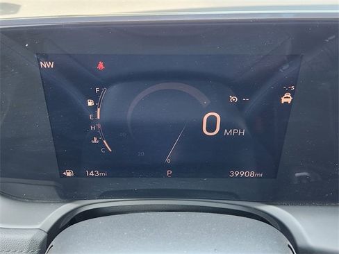 Used 2024 Buick Encore GX Sport Touring image 17