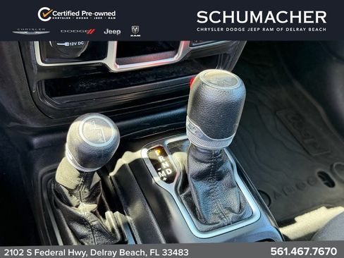 Used 2023 Jeep Wrangler Sport AWD/4WD image 18