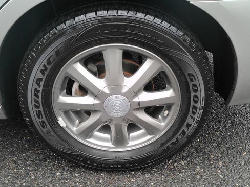 Used 2007 Buick LaCrosse CXL w/ Chromed Appearance Package FWD image 29