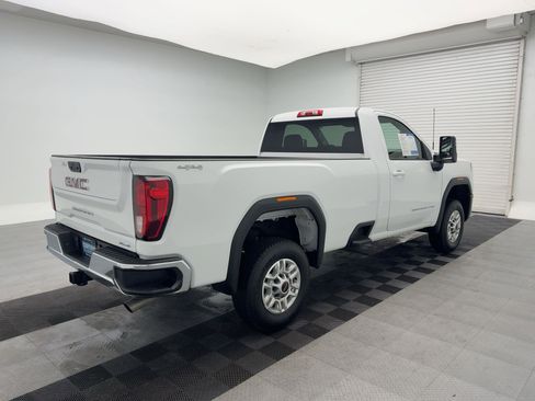 Certified 2025 GMC Sierra 2500 SLE w/ SLE Convenience Package image 9