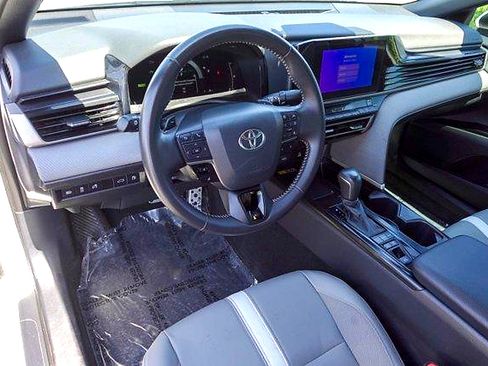 Certified 2025 Toyota Camry SE FWD image 9