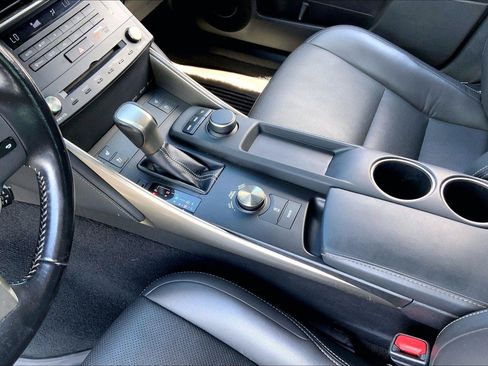 Used 2016 Lexus IS 300 AWD w/ Premium Package image 16