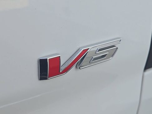 Used 2019 GMC Canyon 2WD Crew Cab w/ Convenience Package image 35