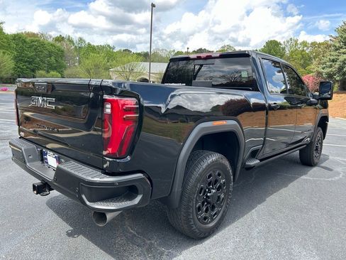 Used 2024 GMC Sierra 2500 Denali Ultimate AWD/4WD image 30