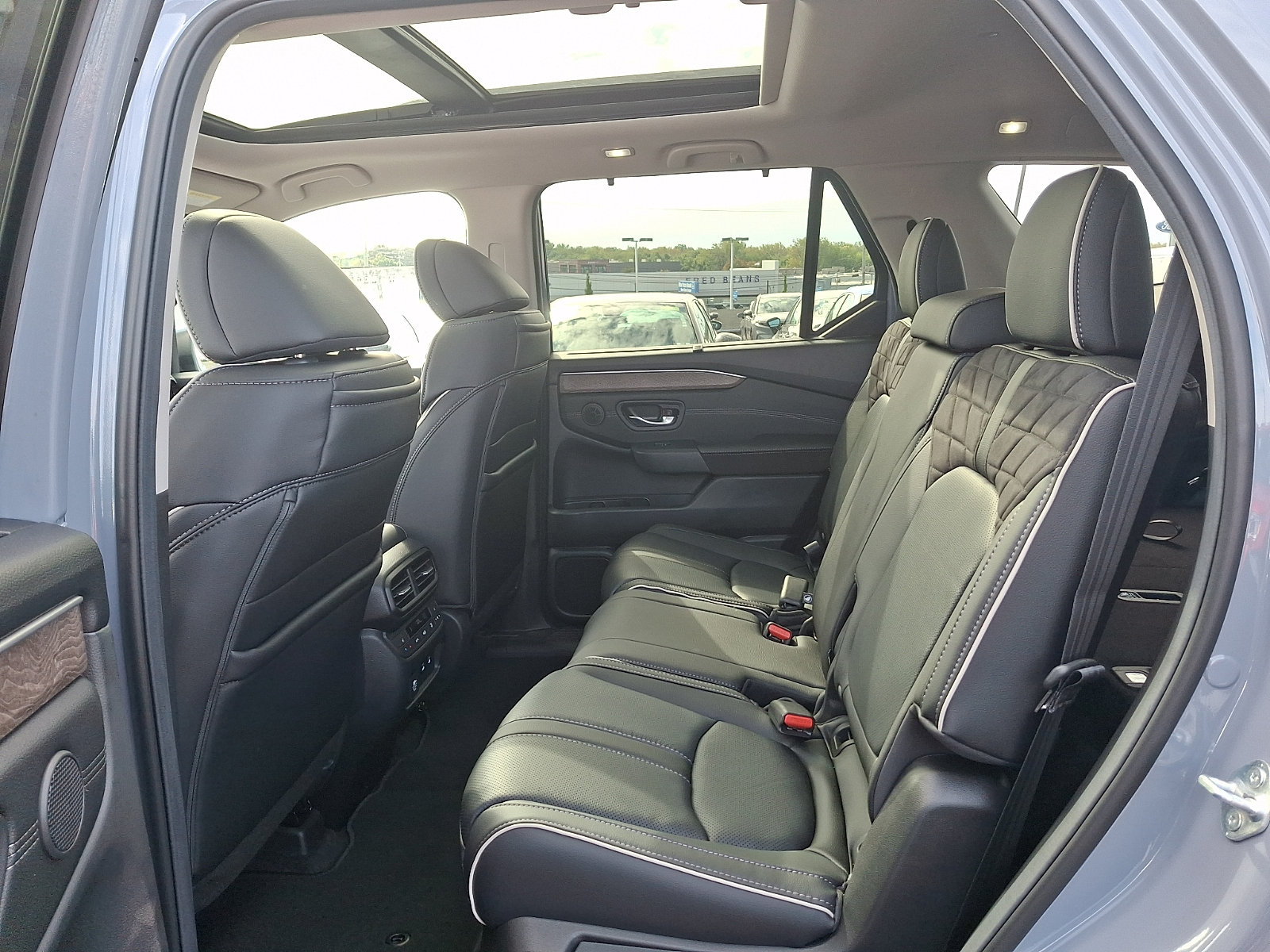 New 2026 Honda Pilot Elite image 5