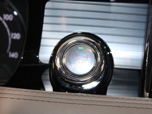 Used 2022 Lincoln Corsair AWD w/ Premium Package image 42