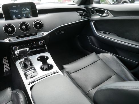 Used 2020 Kia Stinger GT AWD/4WD image 11