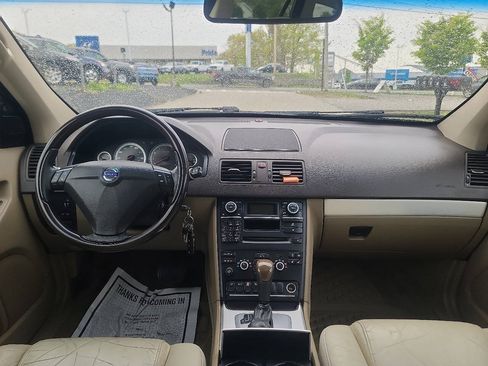 Used 2013 Volvo XC90 3.2 AWD/4WD image 22