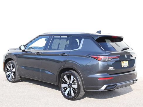 Used 2025 Mitsubishi Outlander SEL FWD image 26