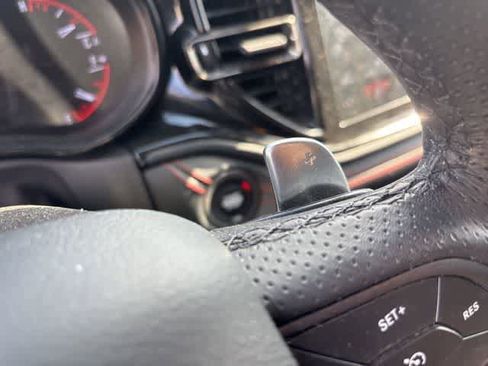 Used 2023 Dodge Durango GT image 14