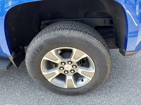 Used 2018 Chevrolet Colorado Z71 RWD image 18