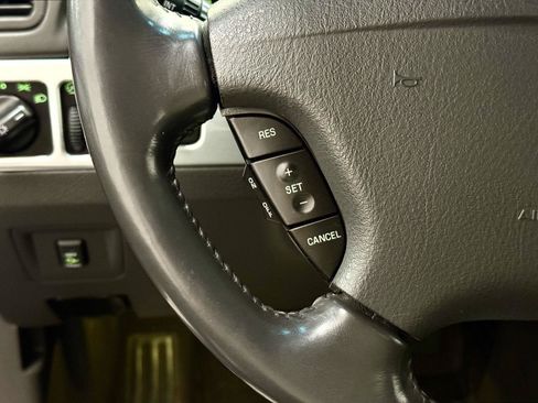 Used 2002 Ford Thunderbird RWD image 22