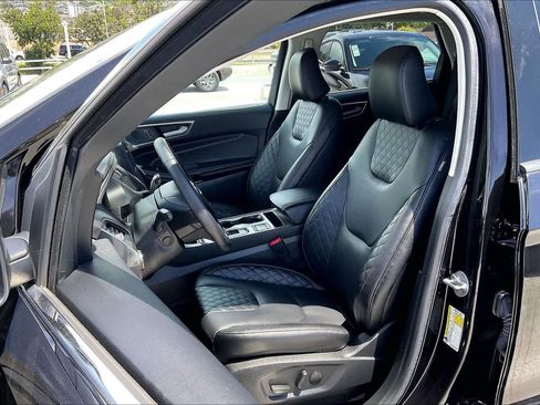Certified 2024 Ford Edge Titanium w/ Equipment Group 301A AWD/4WD image 11