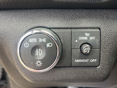 Used 2015 Chevrolet Traverse LT FWD image 15