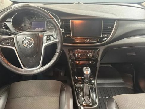 Used 2018 Buick Encore Sport Touring FWD image 10