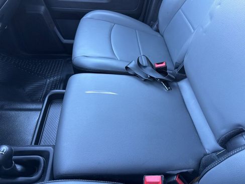 Used 2024 RAM 2500 Tradesman w/ Chrome Appearance Group image 34