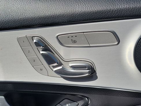 Certified 2022 Mercedes-Benz GLC 300 image 24