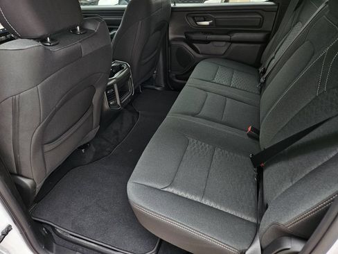 New 2026 RAM 1500 Express AWD/4WD image 8