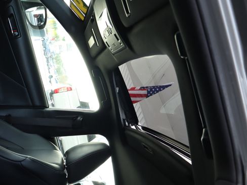 Used 2016 Lexus IS 300 AWD image 18