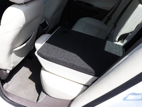 Used 2024 Chevrolet Malibu LT FWD image 23