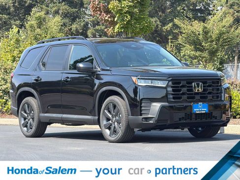 New 2026 Honda Pilot Sport image 9