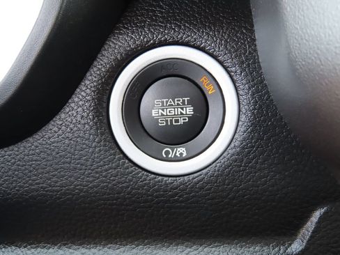 Certified 2022 RAM 1500 Big Horn AWD/4WD image 11