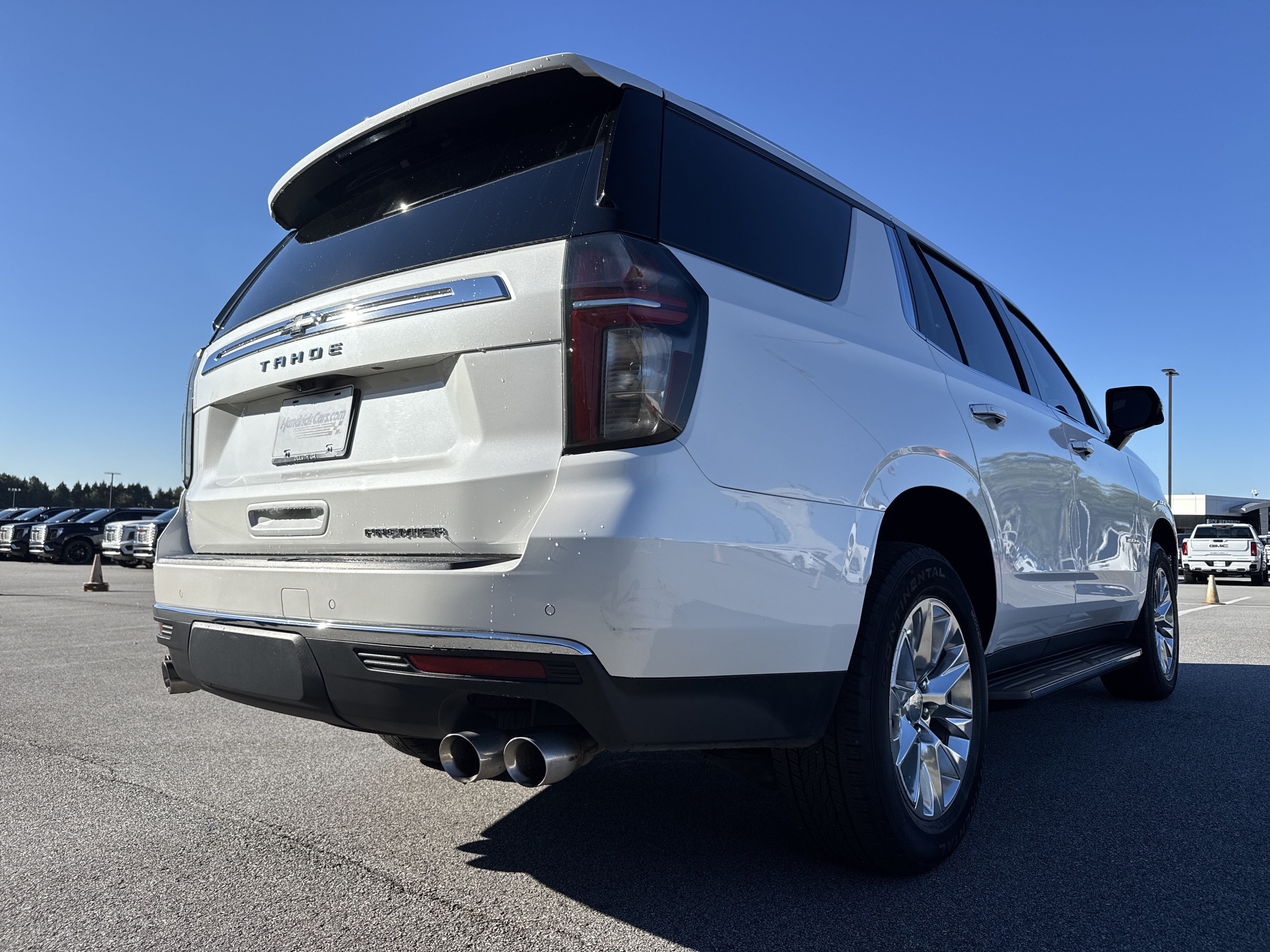 Used 2024 Chevrolet Tahoe Premier w/ Premium Package RWD image 10