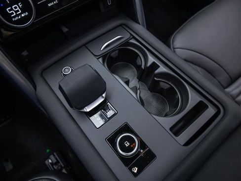 New 2026 Land Rover Discovery S AWD/4WD image 28