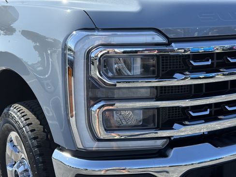New 2026 Ford F250 Lariat w/ Chrome Package AWD/4WD image 9