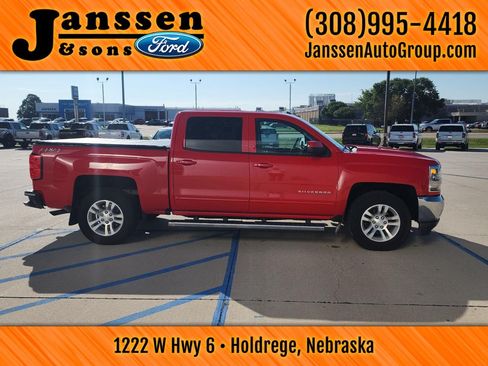 Used 2018 Chevrolet Silverado 1500 LT w/ All Star Edition AWD/4WD image 5