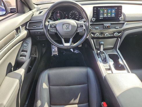 Used 2022 Honda Accord Sport image 11