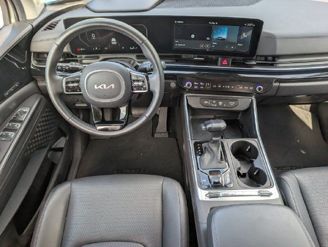 Used 2026 Kia Carnival SX Prestige FWD image 6