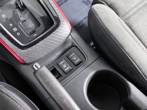 Used 2018 Nissan Sentra NISMO FWD image 19