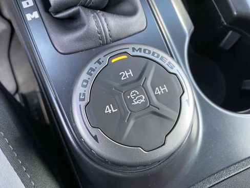 Used 2024 Ford Bronco Big Bend image 28