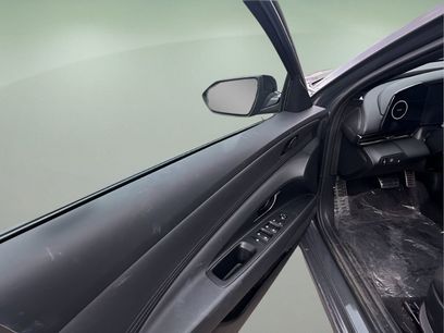 Used 2025 Hyundai Elantra SEL