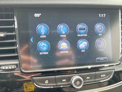 Used 2017 Buick Encore Preferred w/ Experience Buick Package FWD image 18