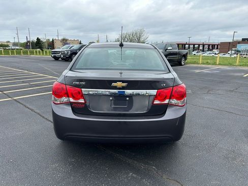 Used 2016 Chevrolet Cruze LT image 8