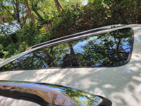 Used 2016 Ford Explorer Limited image 14